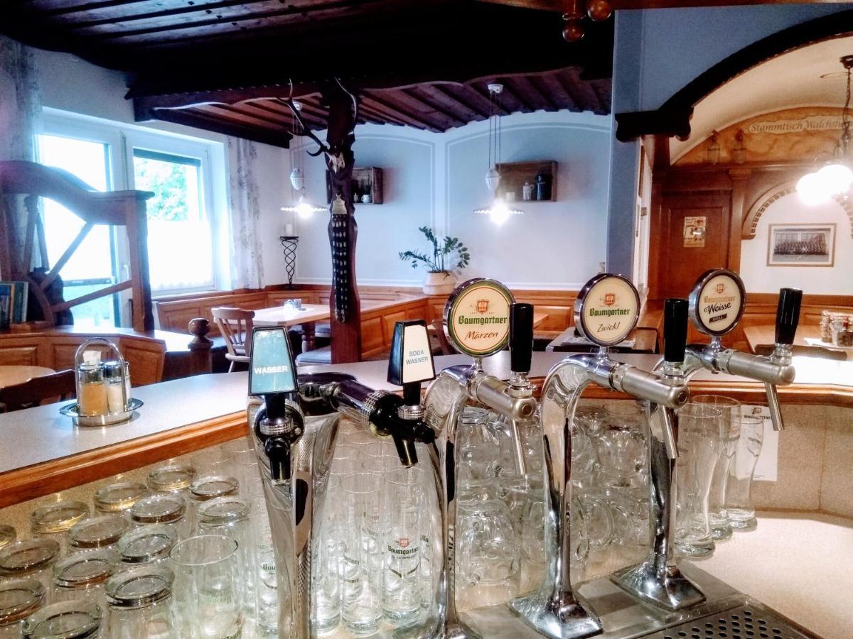Gasthaus Schachinger Tumeltsham ภายนอก รูปภาพ